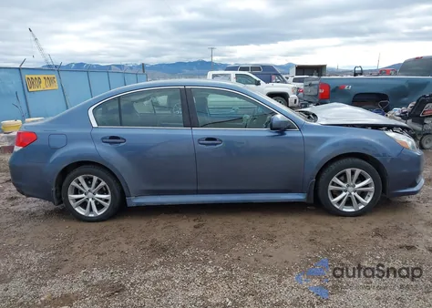 2013 Subaru Legacy 2.5I Premium z USA, uszkodzony, nr VIN 4S3BMCC61D3040574